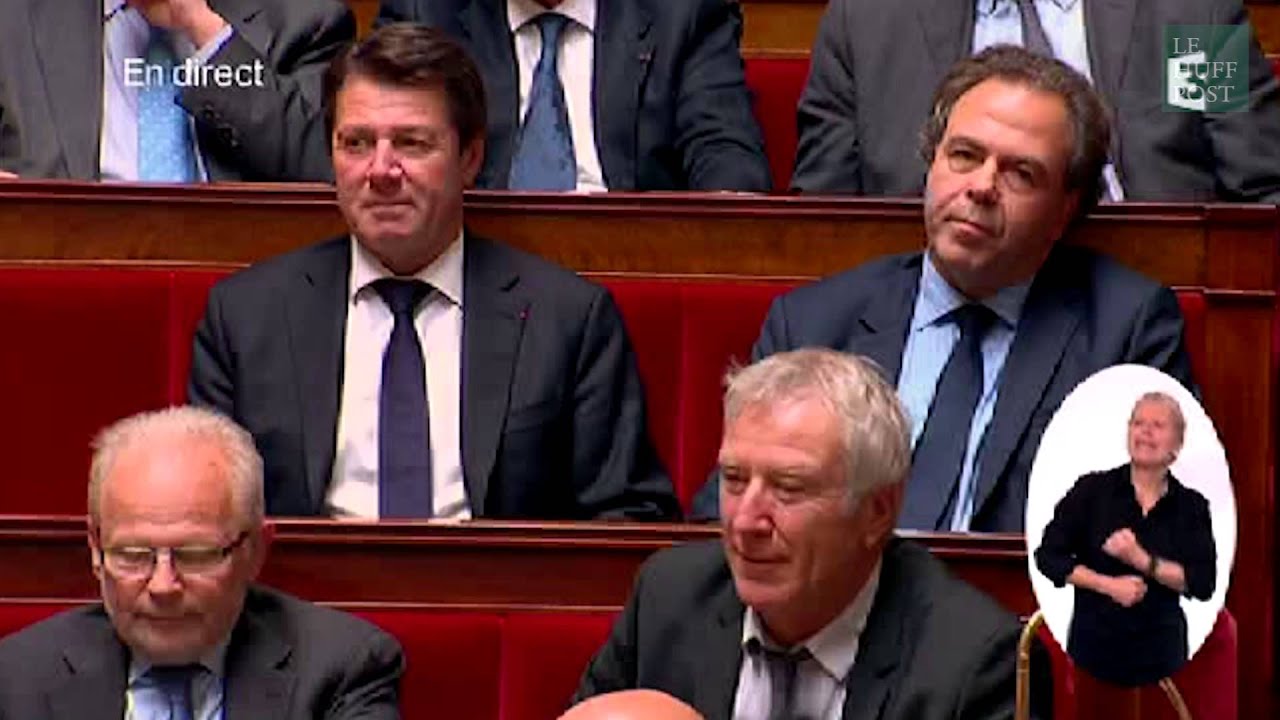 Manuel Valls répond à la polémique Sarkozy-Air Cocaïne
