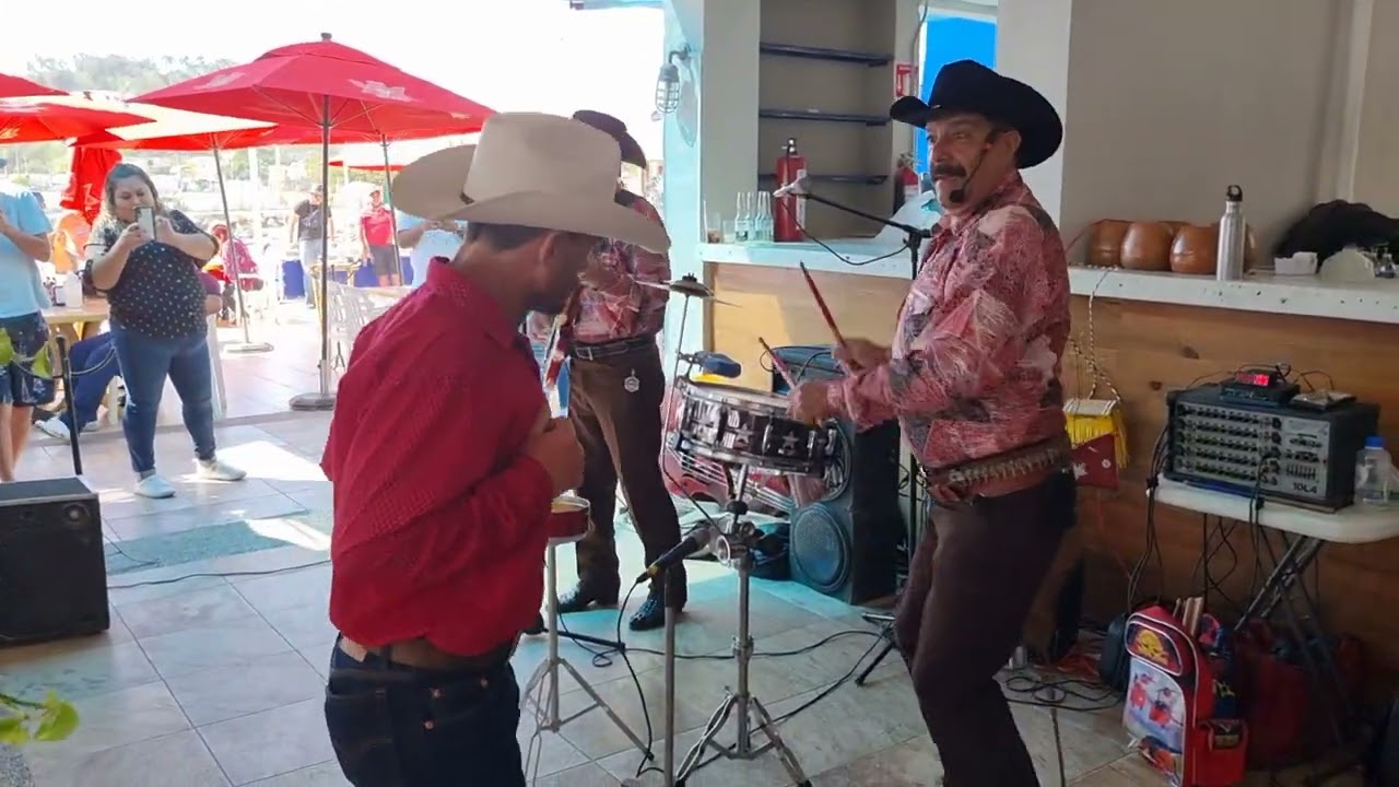 LAS MAÑANITAS AL STYLO UNICO DE LOS TRAVIESOS DE MAS @LA PUNTILLA MARISCOS  MAZATLAN