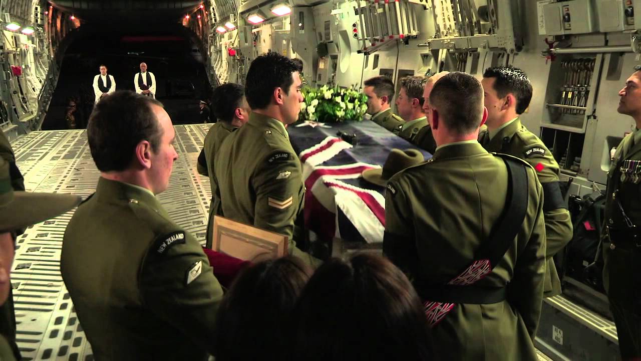 Soldiers return home: Christchurch Ramp Ceremony for LCPL Durrer and Malone