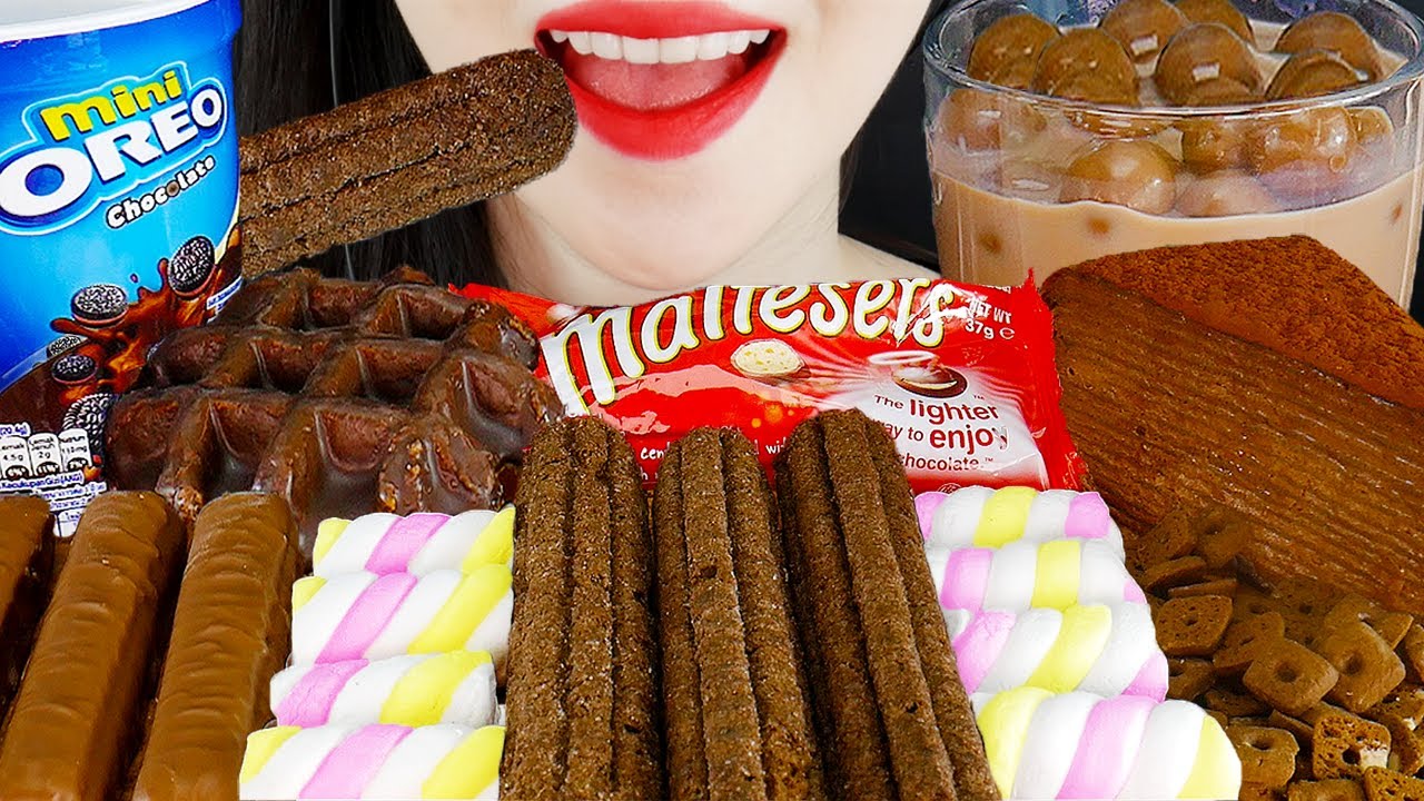 ASMR CHOCOLATE FOODS MALTESERS & OREO & MARSHMALLOW & CAKE & NANA EATING SOUND
