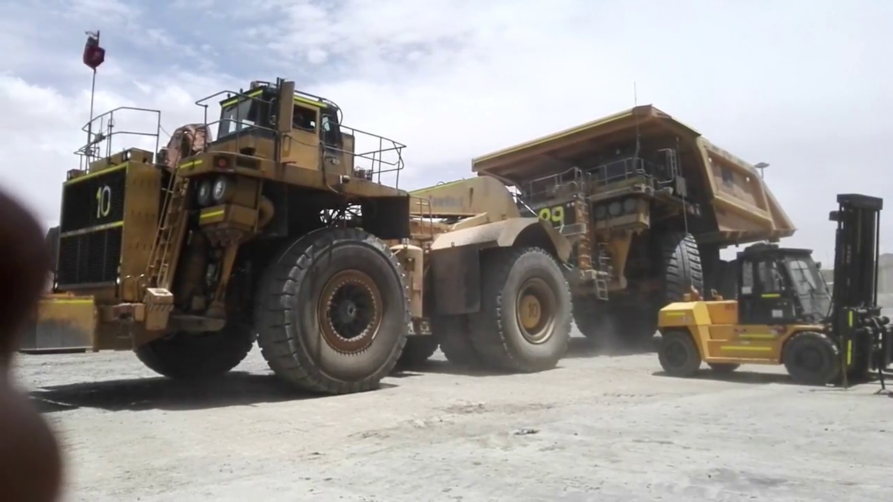 Remolque Camion Minero faena Collahuasi Mina Rosario
