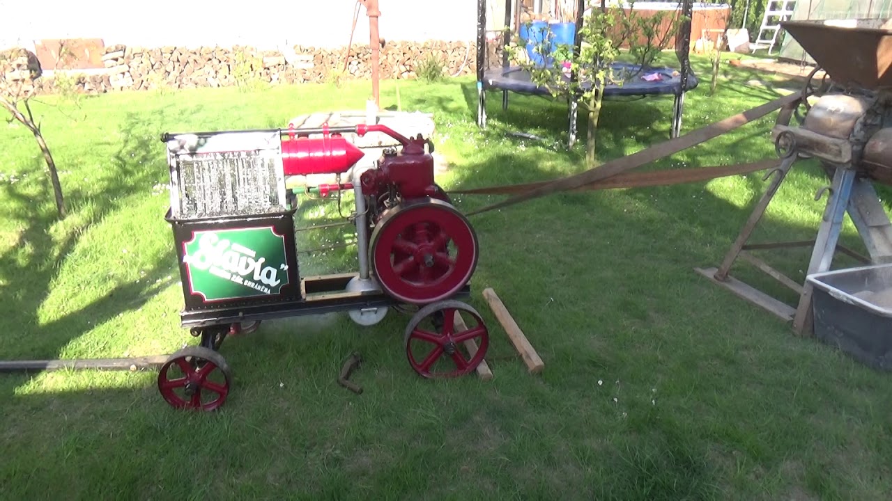 Válcový šrotovník slavík a stabilní motor Slavia 3Hp
