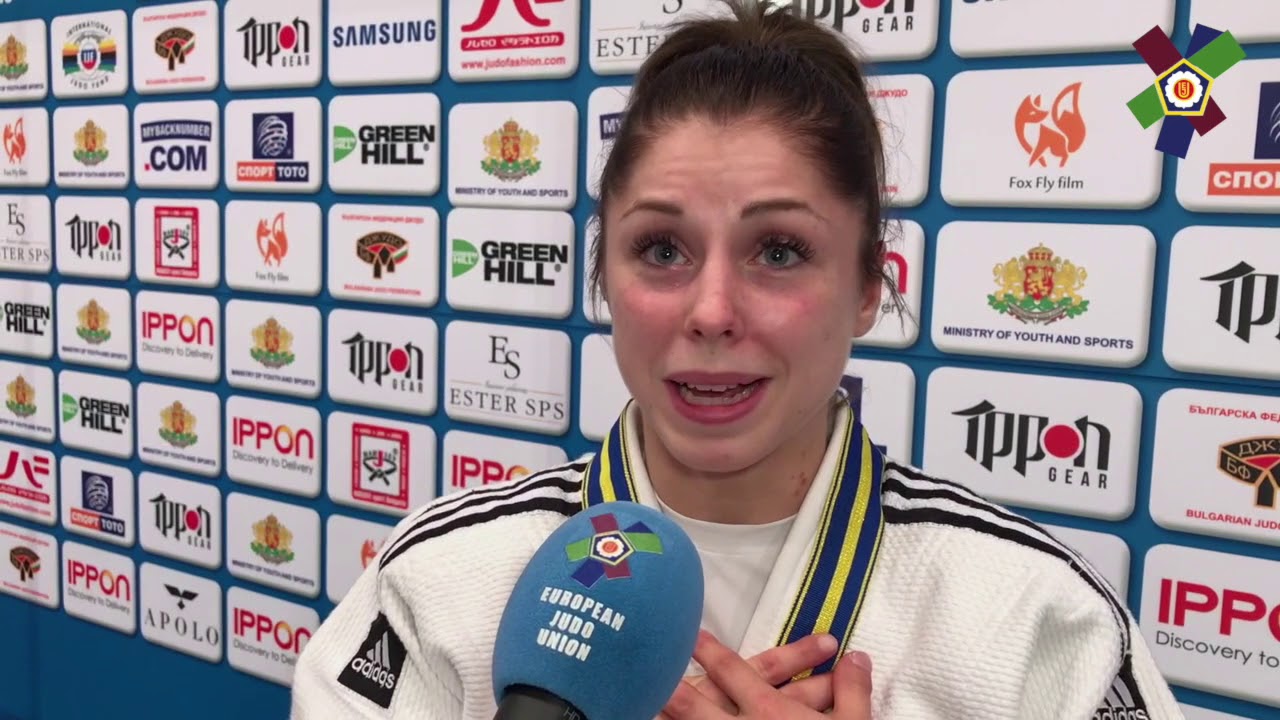 Junior European Champion 2018 -44 kg: Lois Petit