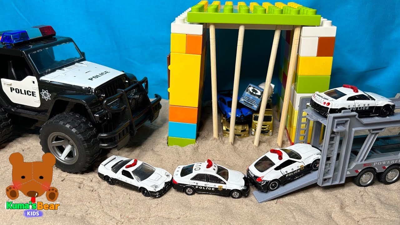Police Cars Patrol & Take Bad Cars into Jail! Let's Protect Town with Police Cars【Kuma's Bear Kids】