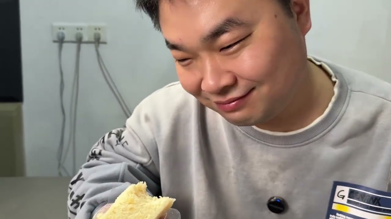 It is said that only apples can be used to make cakes Is it true that no flour or fire is