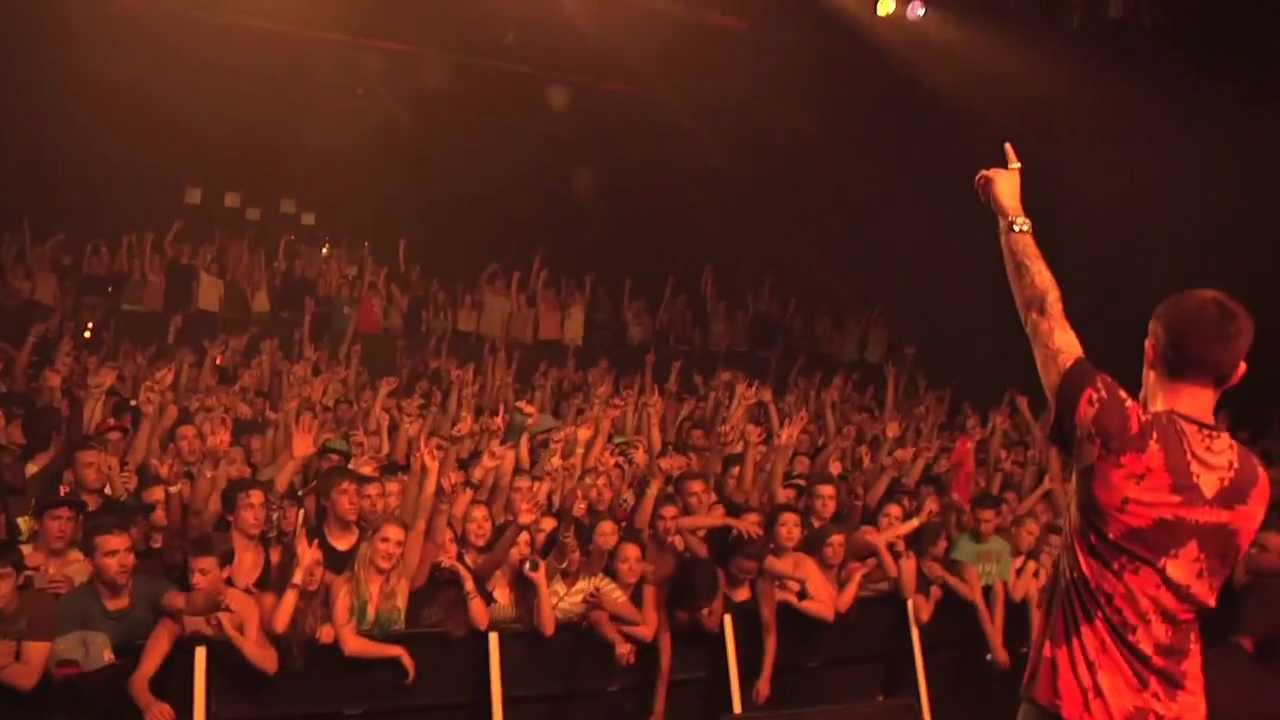 Mac Miller - Knock Knock (Live in Winnipeg)