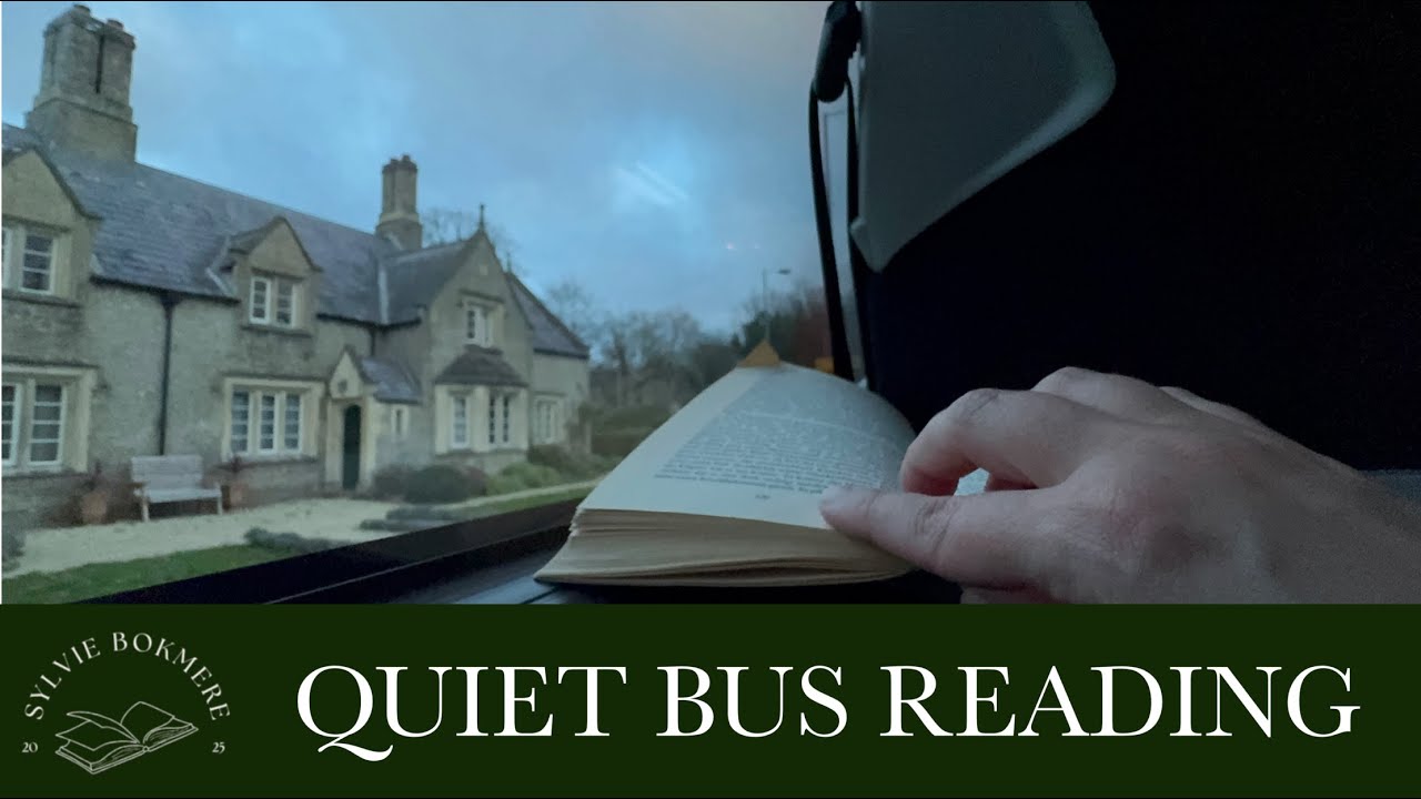 READ WITH ME in a quiet BUS 🚌 real-time ambiance driving in the UK 🇬🇧 into night with motor sounds