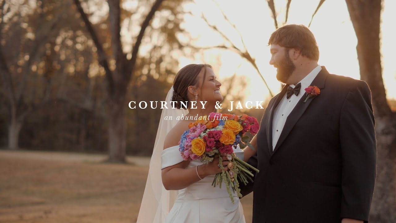 An Intimate Southern Wedding Beneath the Pecan Trees | Mississippi Wedding