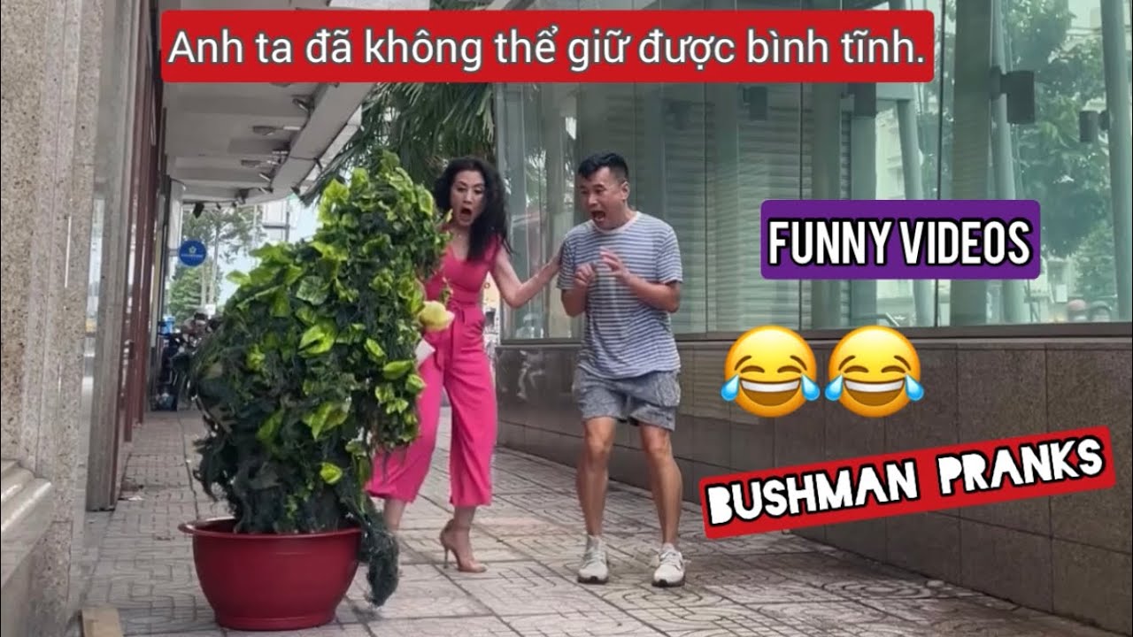 Bushman prank // anh ta đã không giữ được bình tĩnh khi đối đầu với trò đùa của người đi rừng