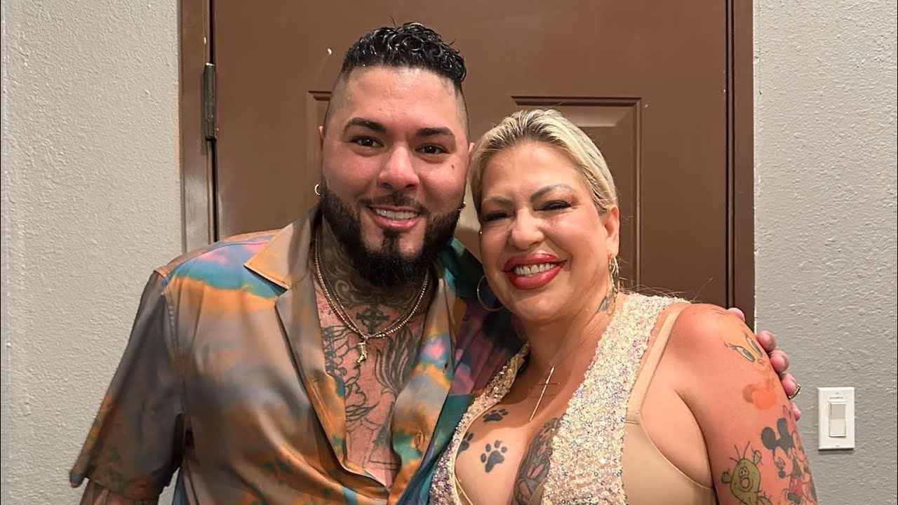 La Diosa y El Chacal juntos en tarima por primera vez 🔥