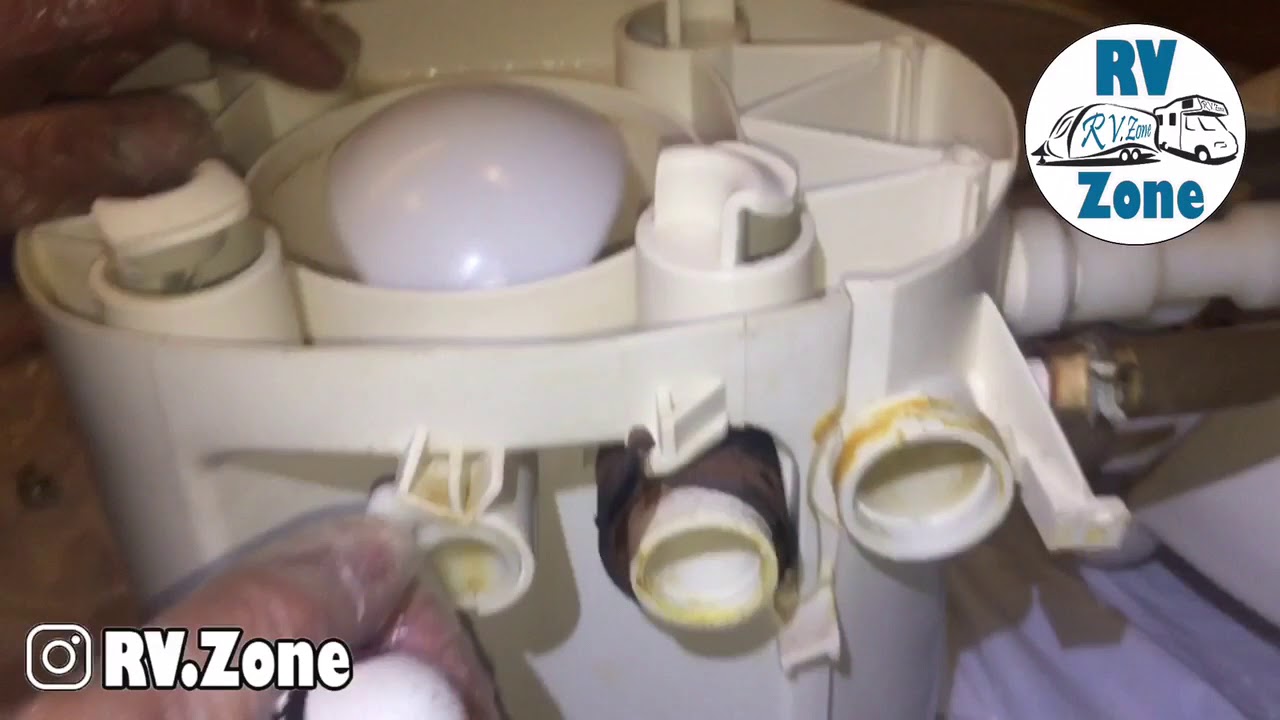 صيانة لحمام الكرفان