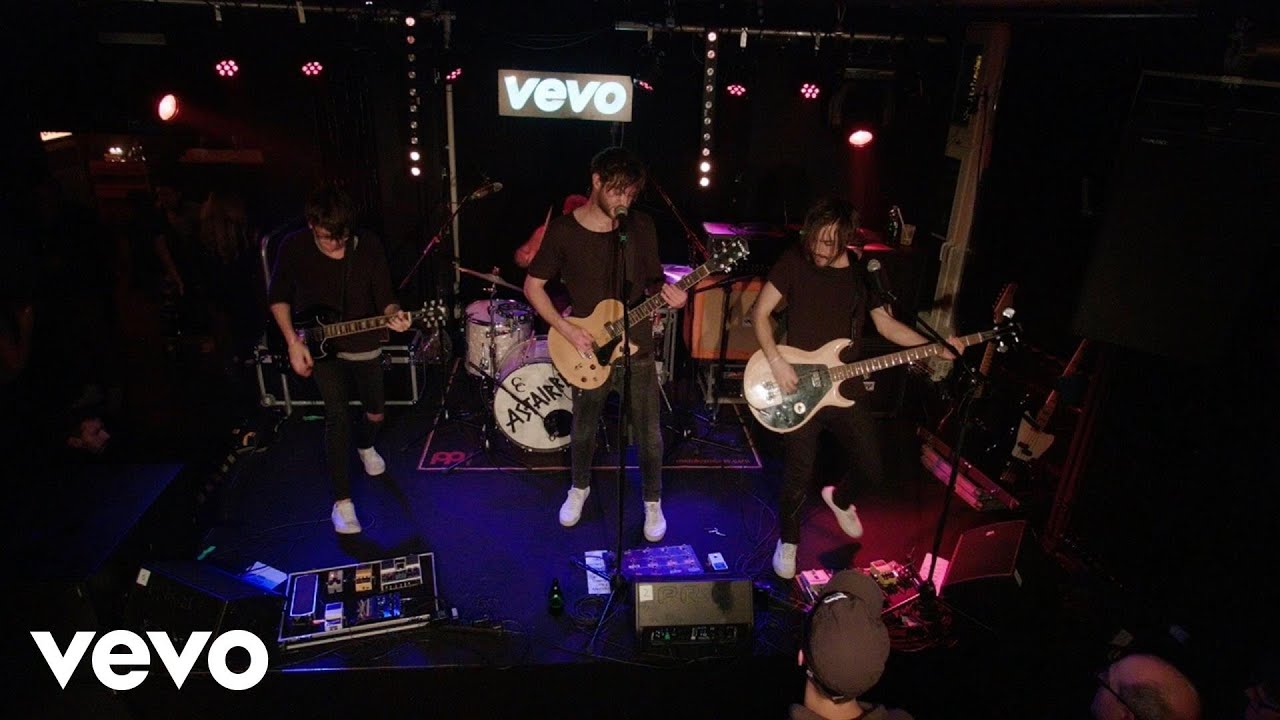 Astairre - 1984 (live)