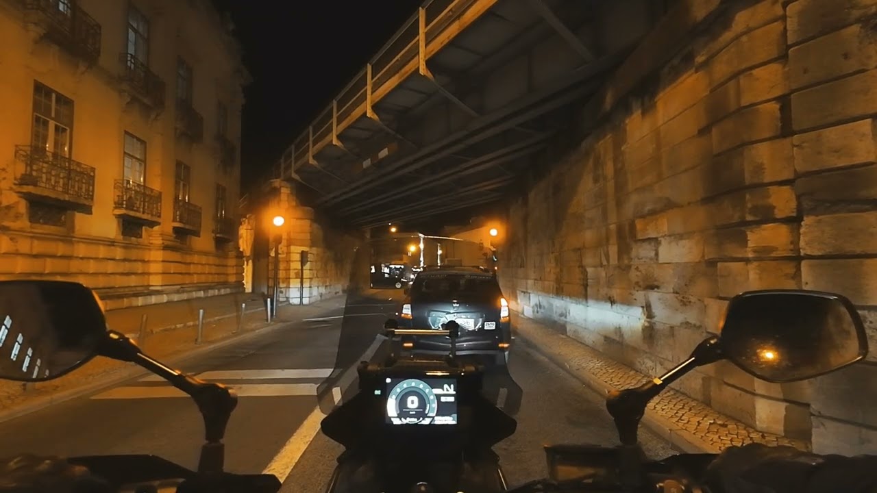 CFMoto 450MT City night riding - Dji Osmo Action 4 night mode