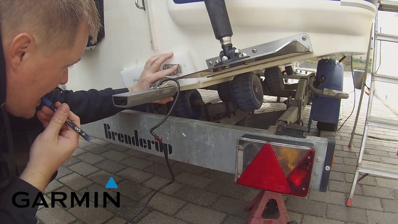 Montering af Garmin 7410xsv og GT51M transducer