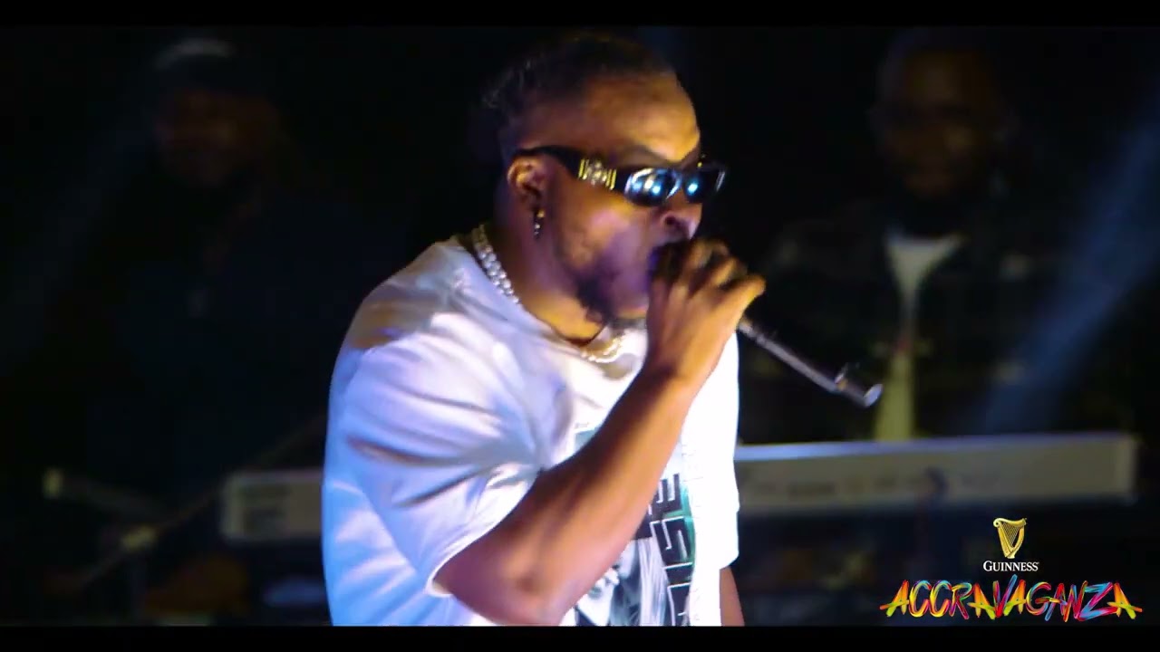 Edem Performs 