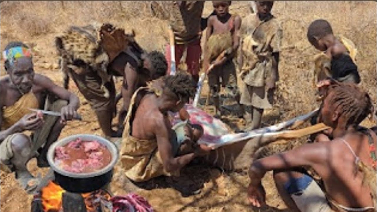 Hadzabe Tribe : Kehidupan Mentah Suku Hadzabe.