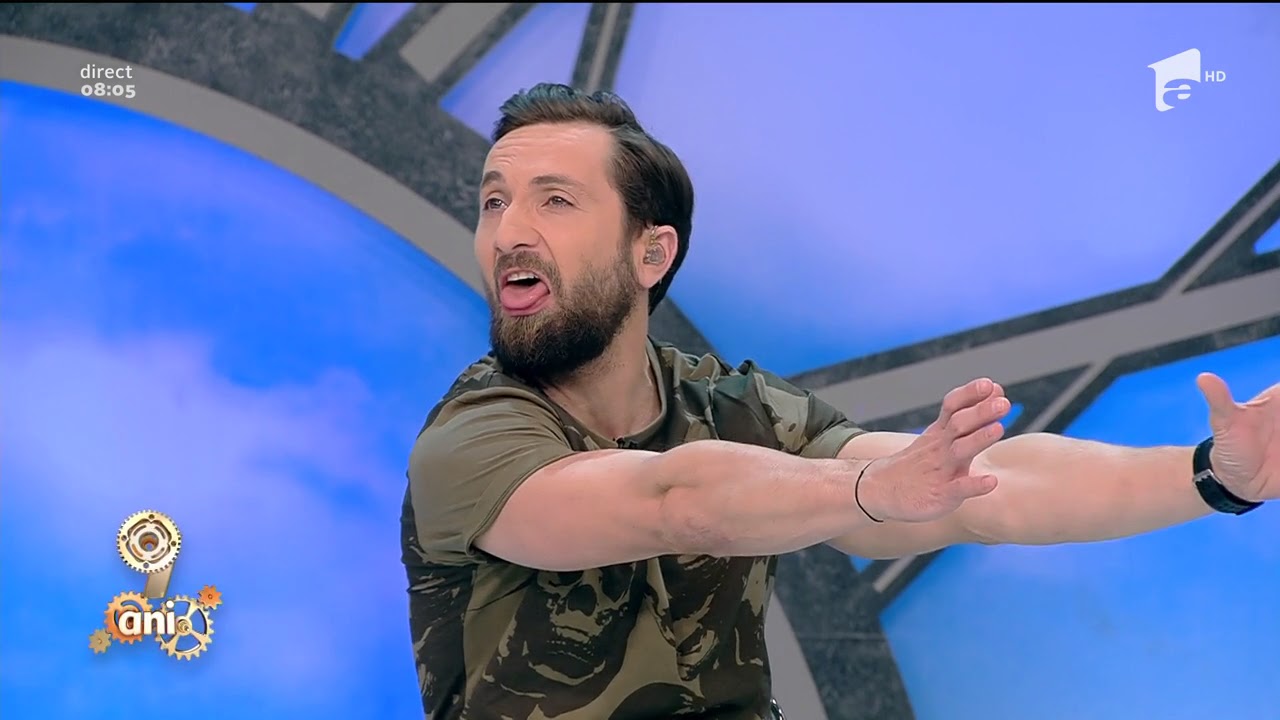 Dani Oțil, gazat de parfumul Flaviei Mihăşan! E isterie în platoul de la Neatza