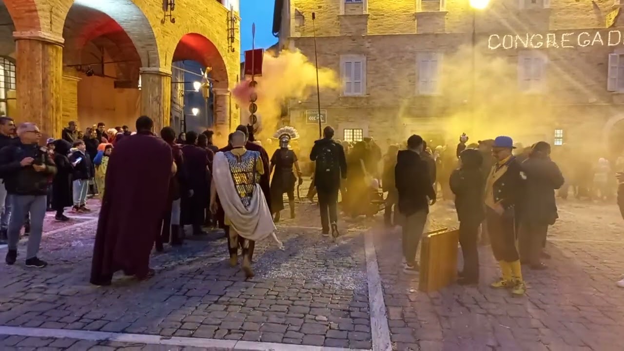 Carnevale di Offida. La sfida tra le Congreghe.