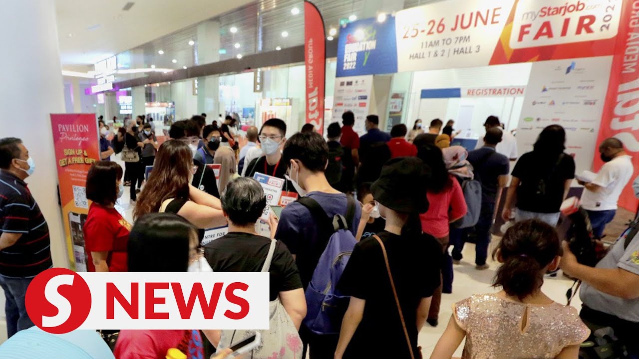 Jobseekers explore career options, win prizes at myStarjob Fair 2022
