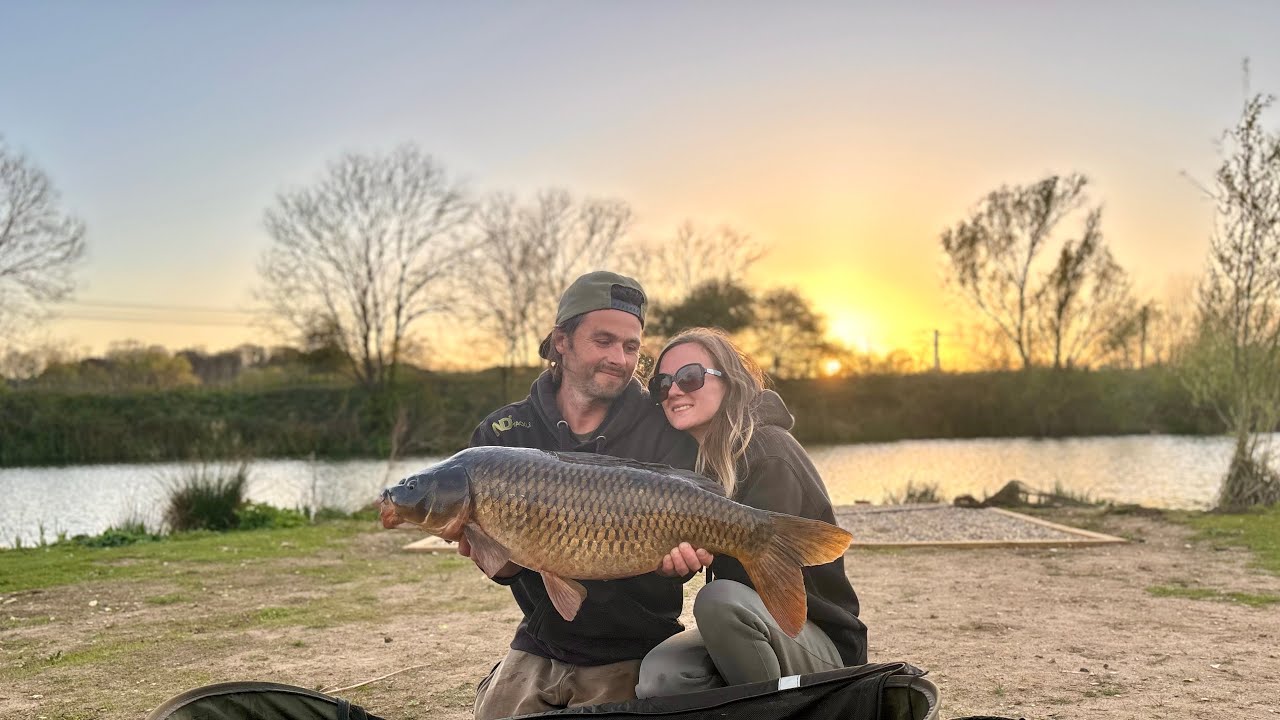 Spotlight Diary 003 - Brook Pool Social - Barham - Scooby does the bites!