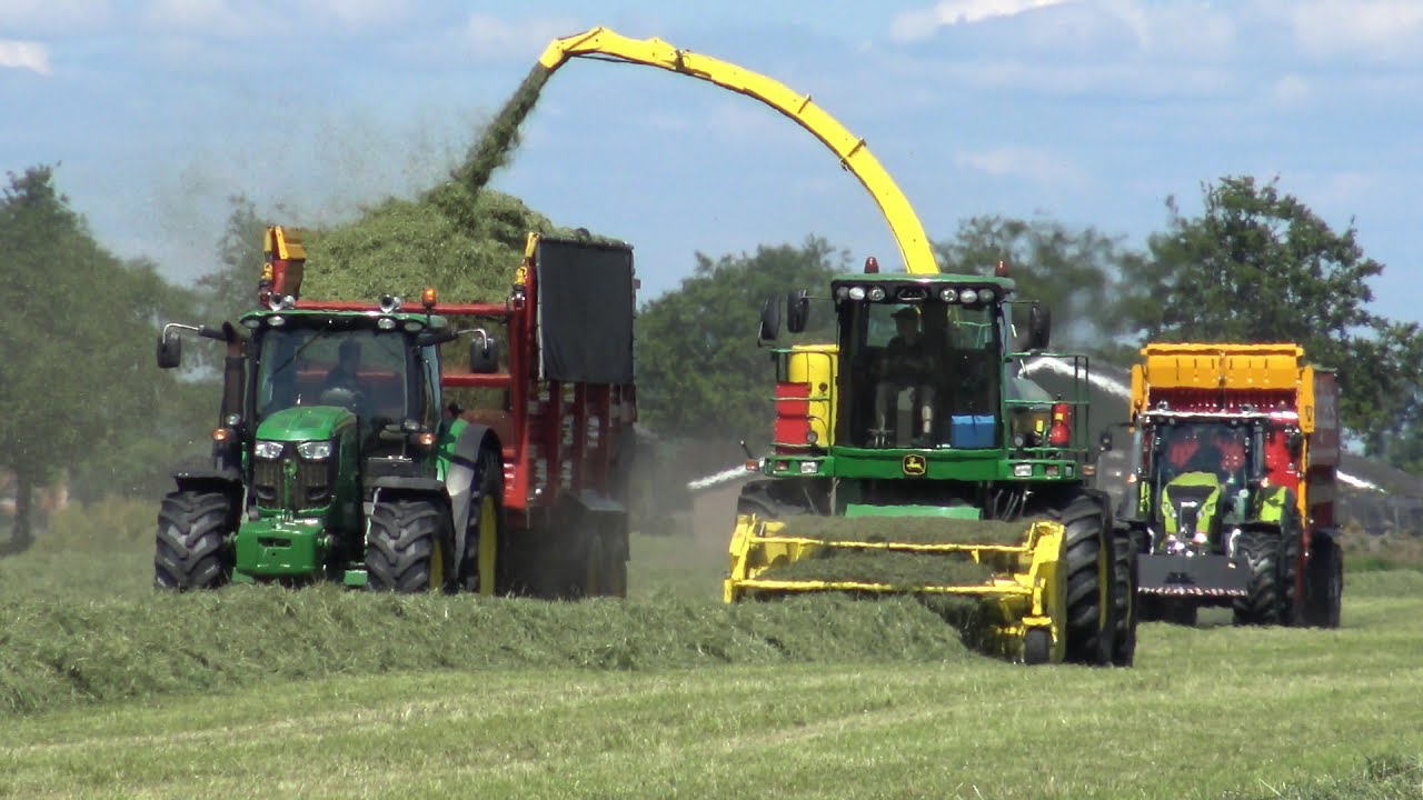 2e snede gras hakselen met John Deere 7400 ProDrive - Loonbedrijf Engberts (2017)