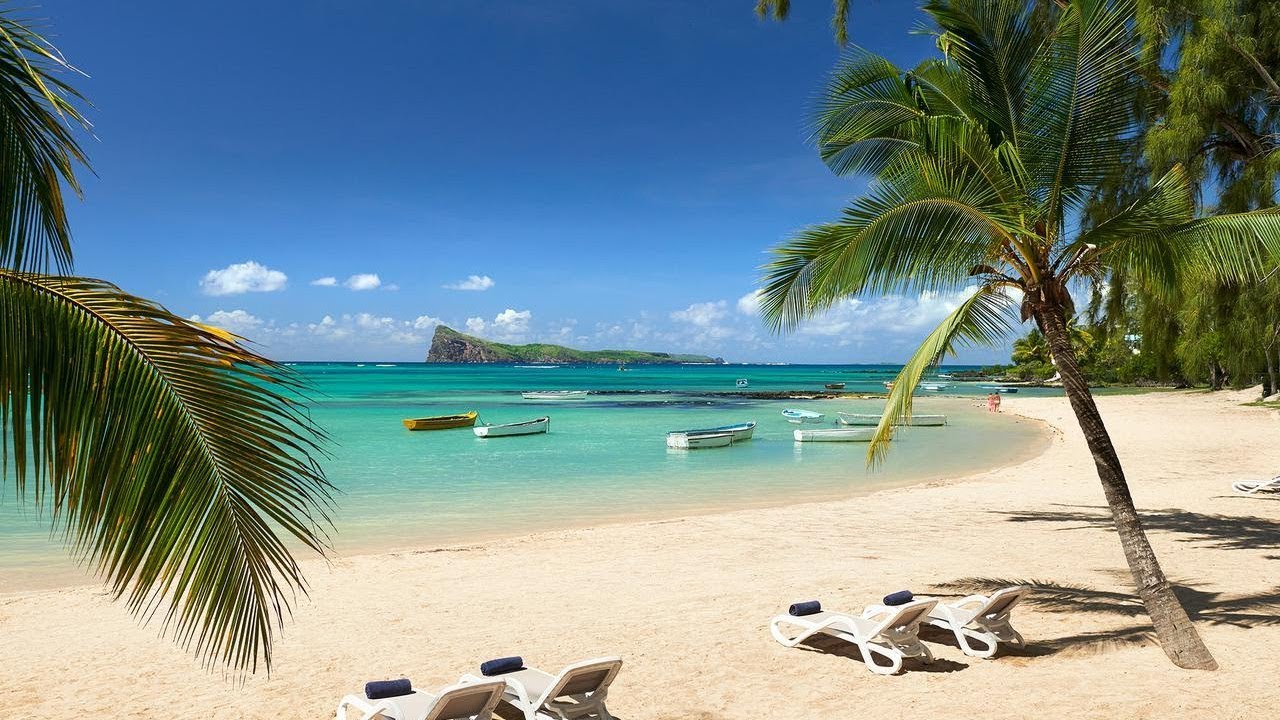 Top 10 3-star Beachfront Hotels & Resorts in Mauritius, Indian Ocean