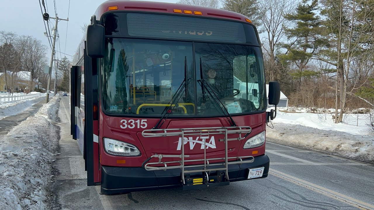 Bonus: PVTA: 2014 new flyer Xcelsior XD35 #3315 ￼ on the UMass transit tripper ￼
