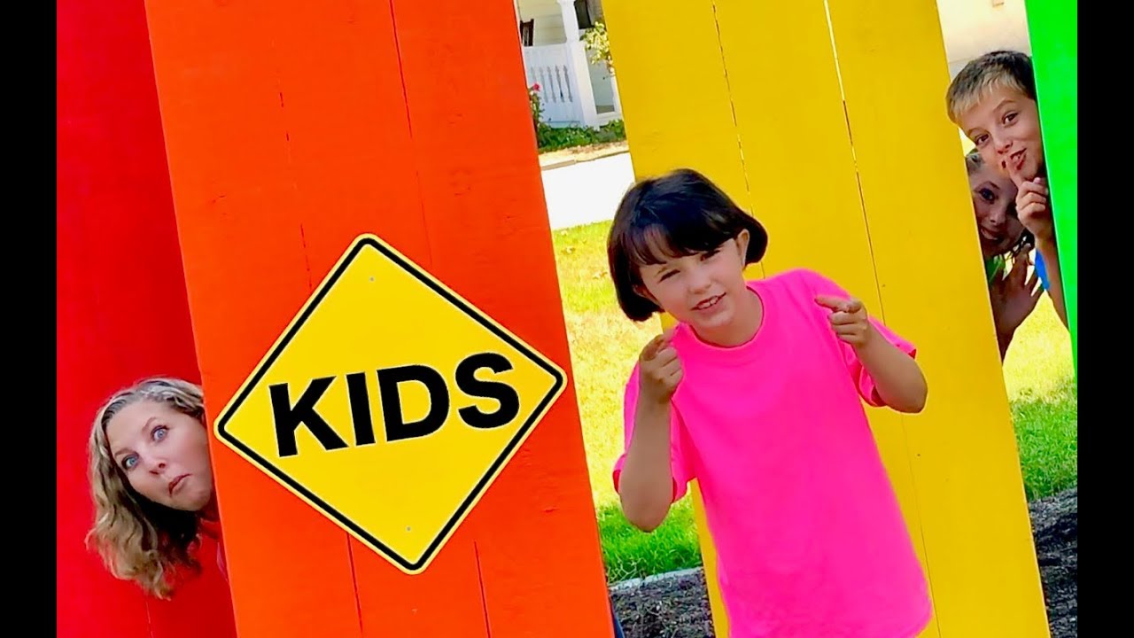 Nursery Rhyme Hide and Seek Song with Sign Post Kids!