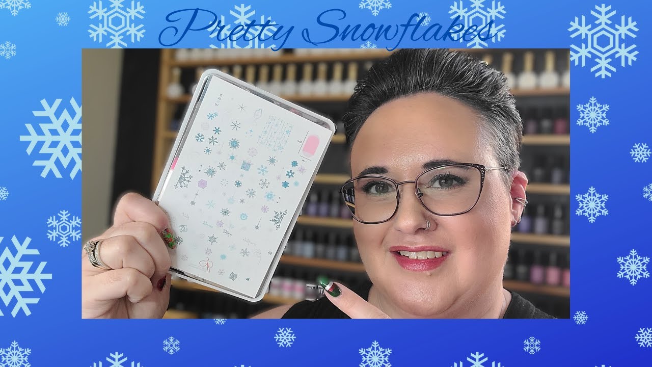 Pretty Snowflake Nails using Clear Jelly Stamper | Winter Nail Art Tutorial