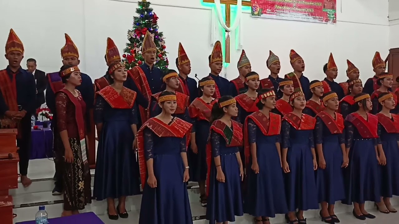 KOOR NATAL SMKN1 TANTOM ANGKOLA 