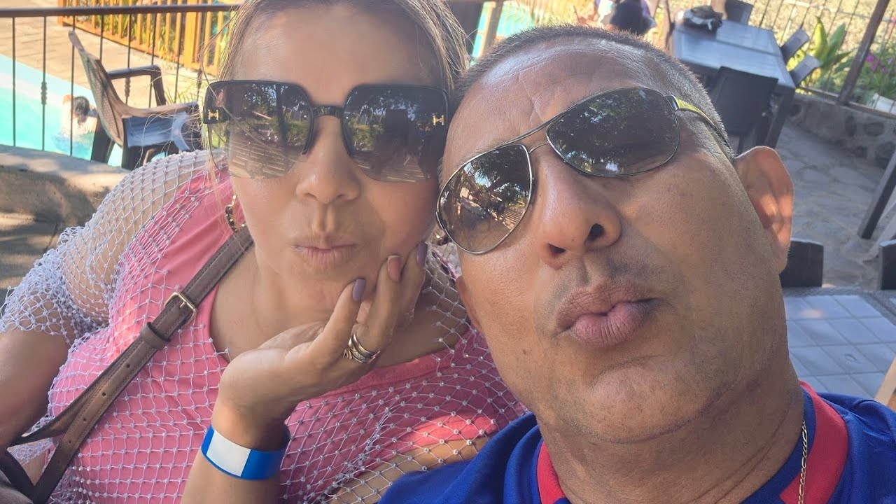 Visitando la puerta del Diablo en san salvador 