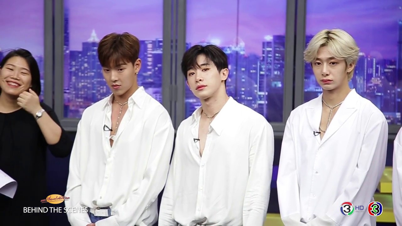 เบื้องหลัง บอยแบนด์เกาหลี MONSTA X โชว์สเต็ปอุ่นเครื่องคอนเสิร์ตใหญ่ เอาใจแฟนคลับชาวไทย