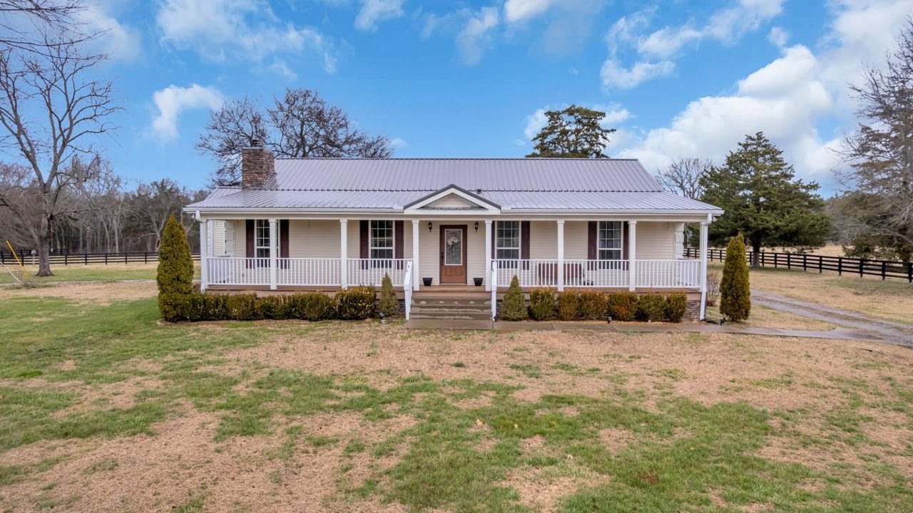1798 Holly Grove Rd, Lewisburg, TN