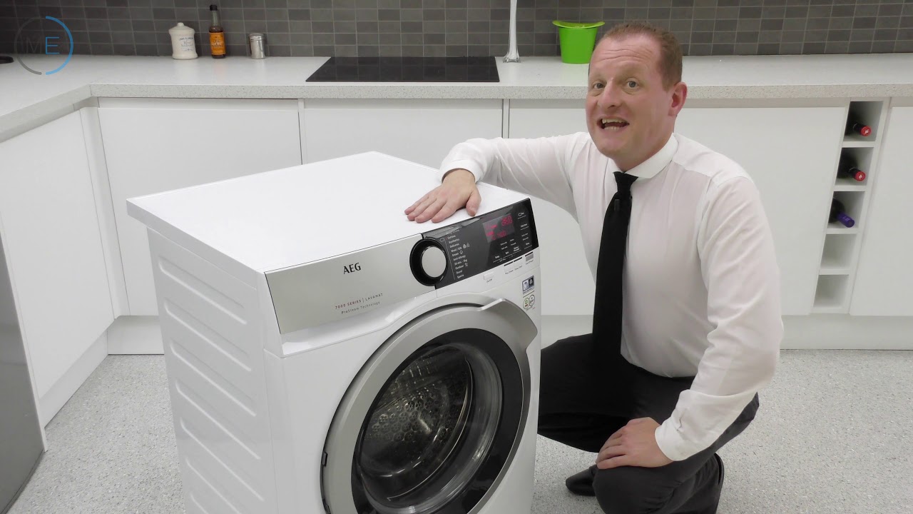 The AEG L7FEE845R Washing Machine (with ProSteam Technology) & 7000 Series review