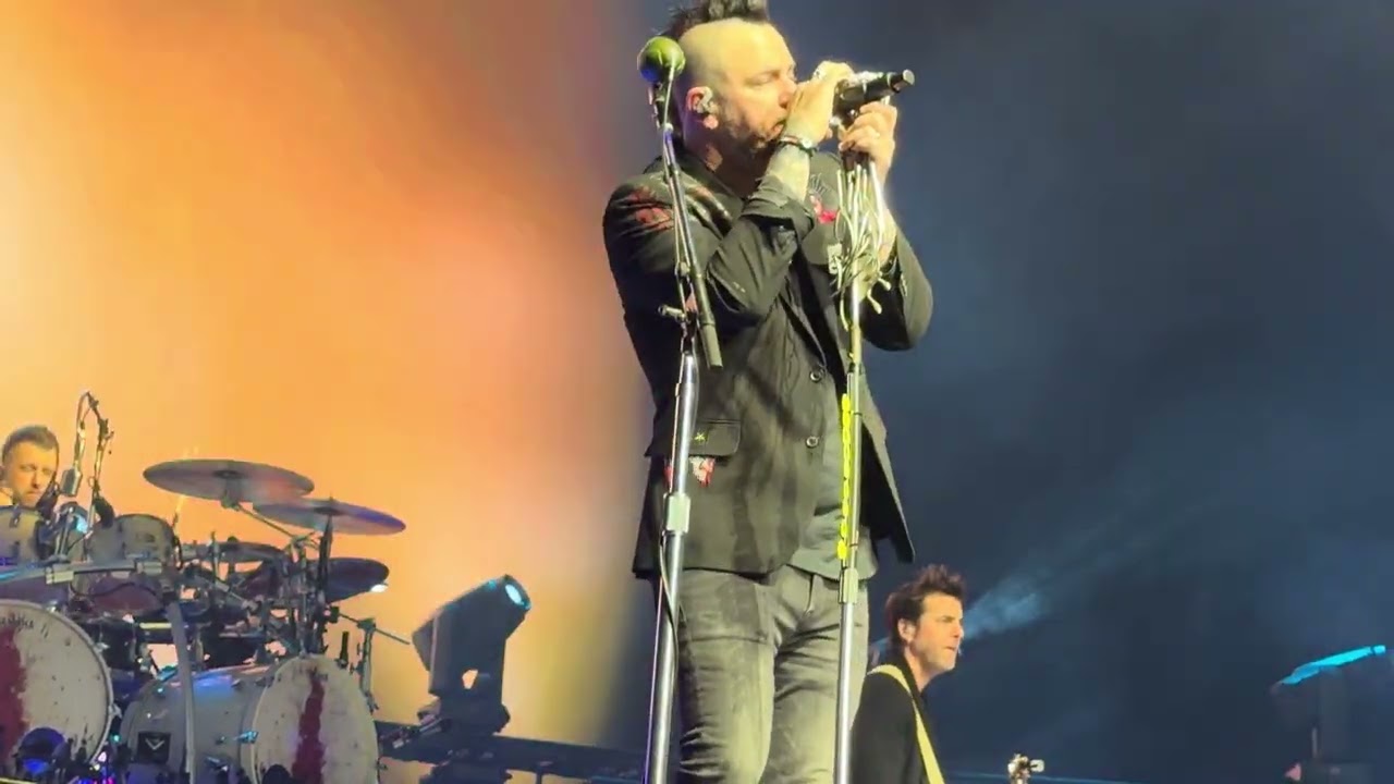 Three Days Grace - Don’t  Want To Go Home Tonight live in Grand Rapids, MI 2/24/26