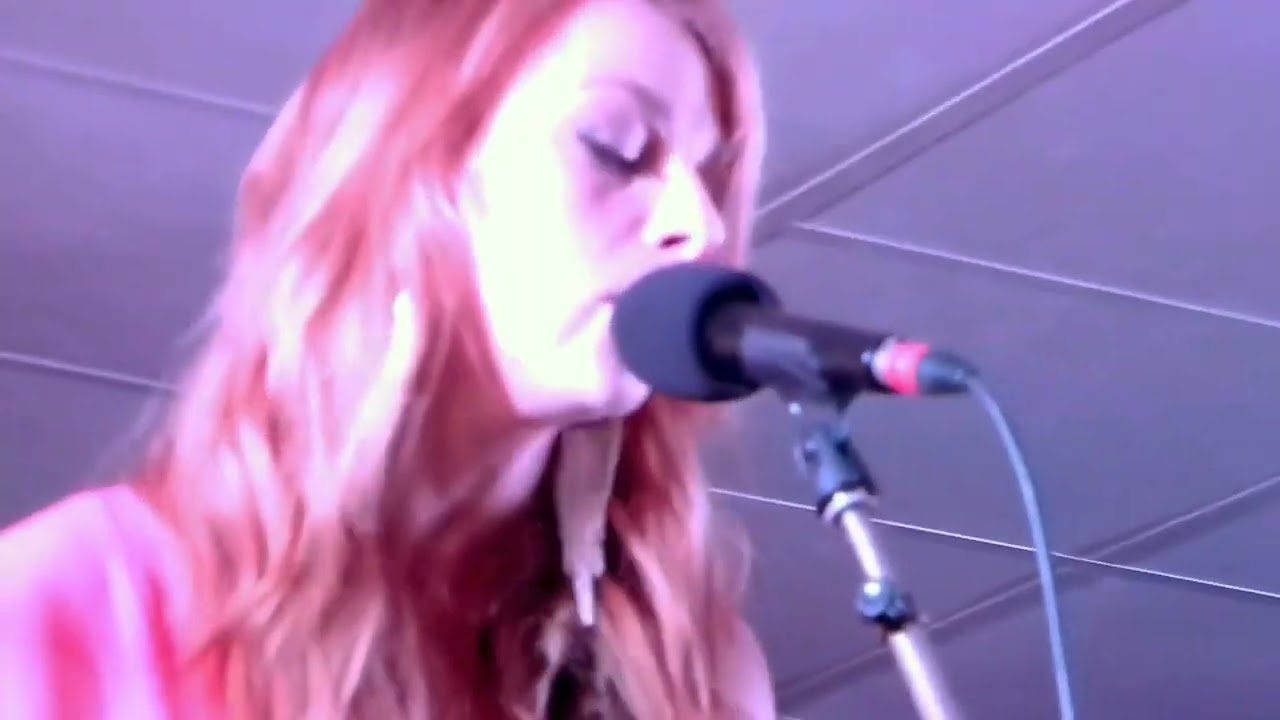 Samantha Fish Sucker Born Sutton England Sept 2013 Fan Edit Stereo Audio