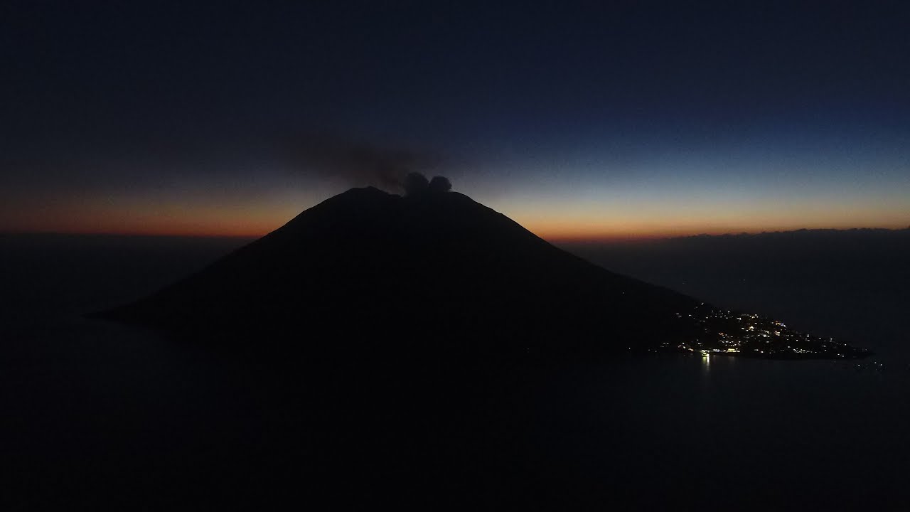 Aeolian Islands - Lipari to Stromboli - Sailing Greatcircle (ep.130)