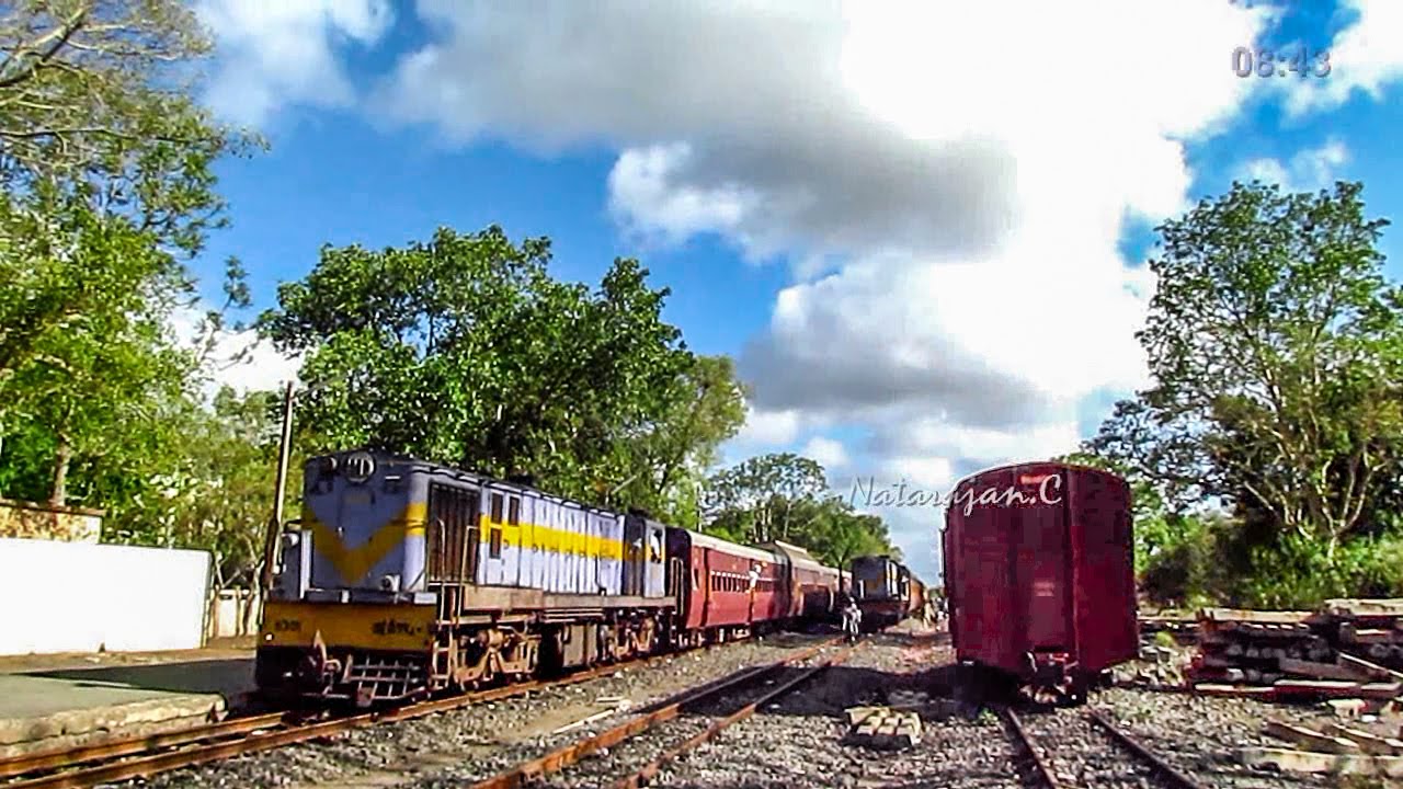 A Short and Sweet Ride through the Gir Region : Indian Railways