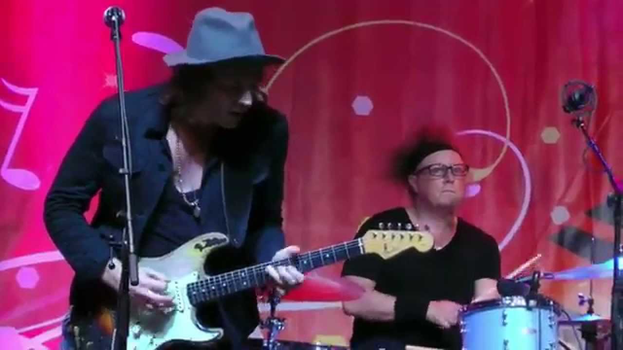 Philip Sayce OUT OF MY MIND / ABERYSTWYTH Montreal Jazz Festival 2015