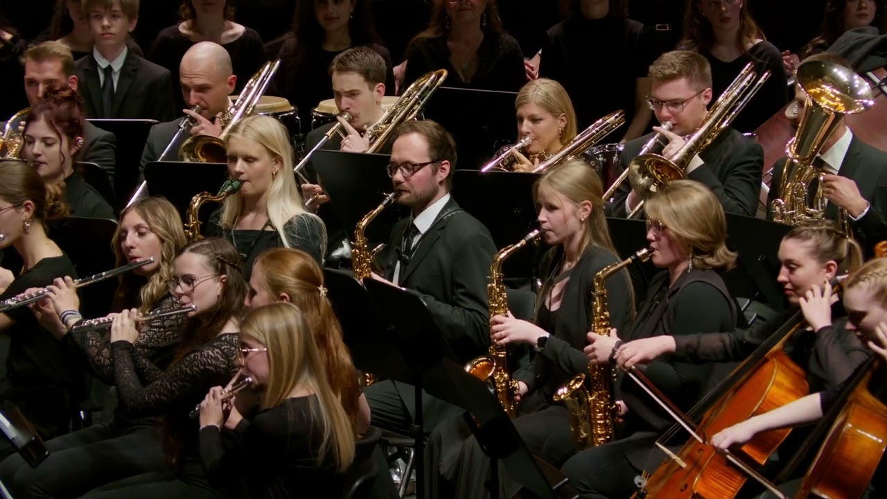 Fanfare for the Common Man - AARON COPLAND (1900 –1990) / ARR. ROBERT LONGFIELD