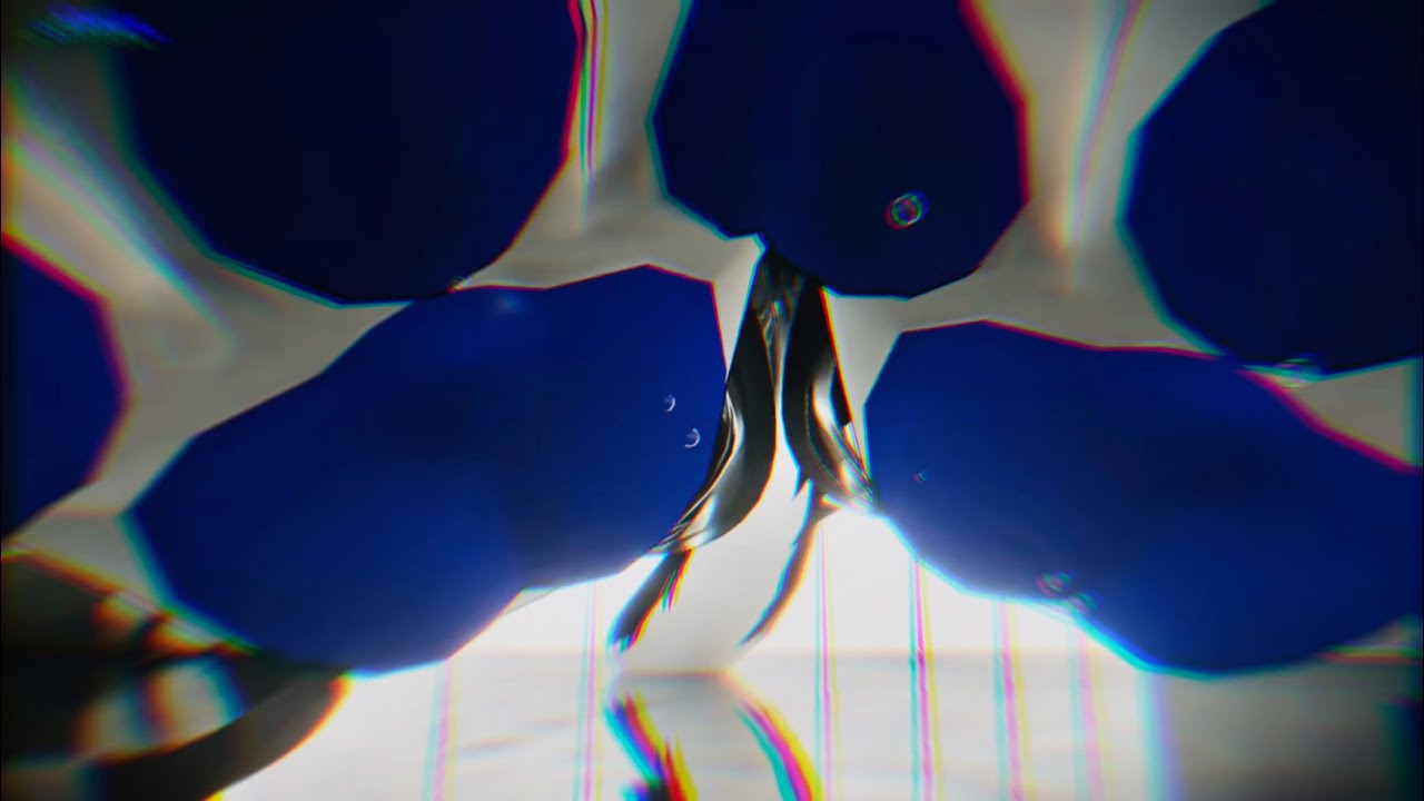Sweaty Nova Paws Upclose