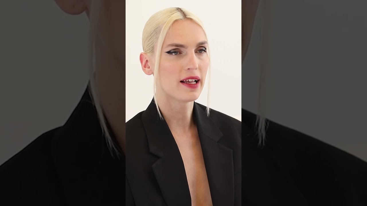 Δείτε πώς το μοντέλο Katy Gramma φέρνει ένα εκλεπτυσμένο μακιγιάζ με ένταση στα μέτρα της