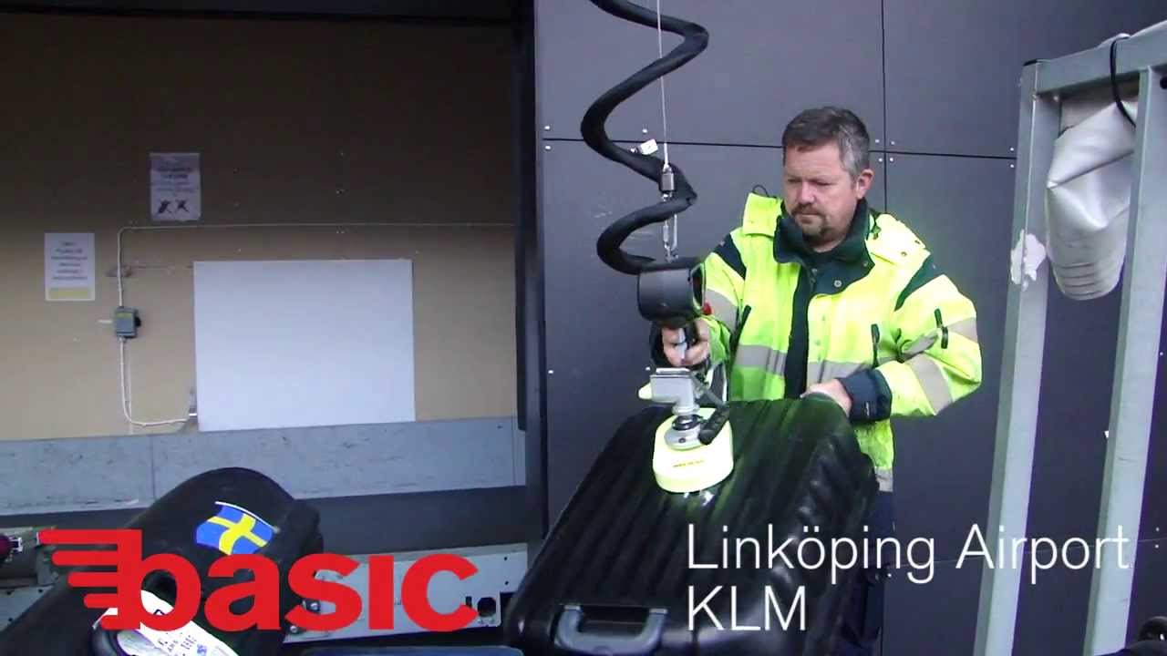 Basic lifting baggage at Linköping Airport - Lifts All Airport Handling Solutions