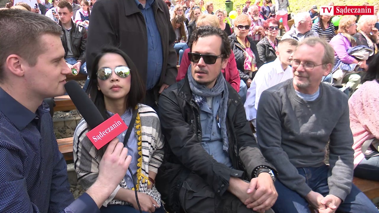 Jak się bawią w Łącku w Święto Kwitnącej Jabłoni ?