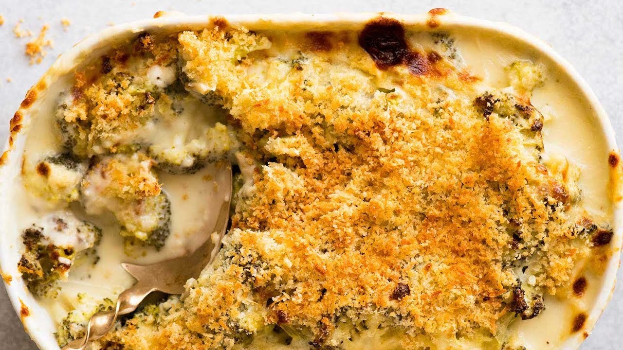 Creamy Garlic Parmesan Broccoli Casserole