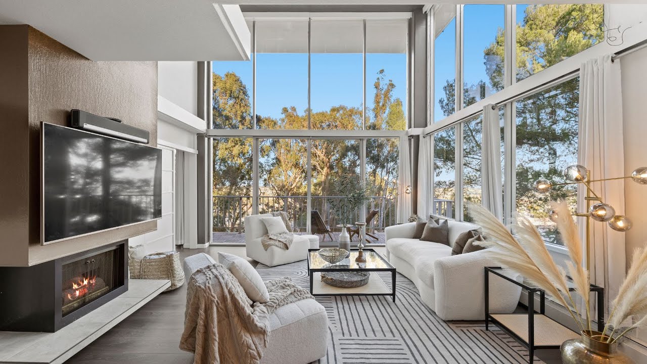 Beautiful Mid Century Loft | Presented by The Cam Thompson Team