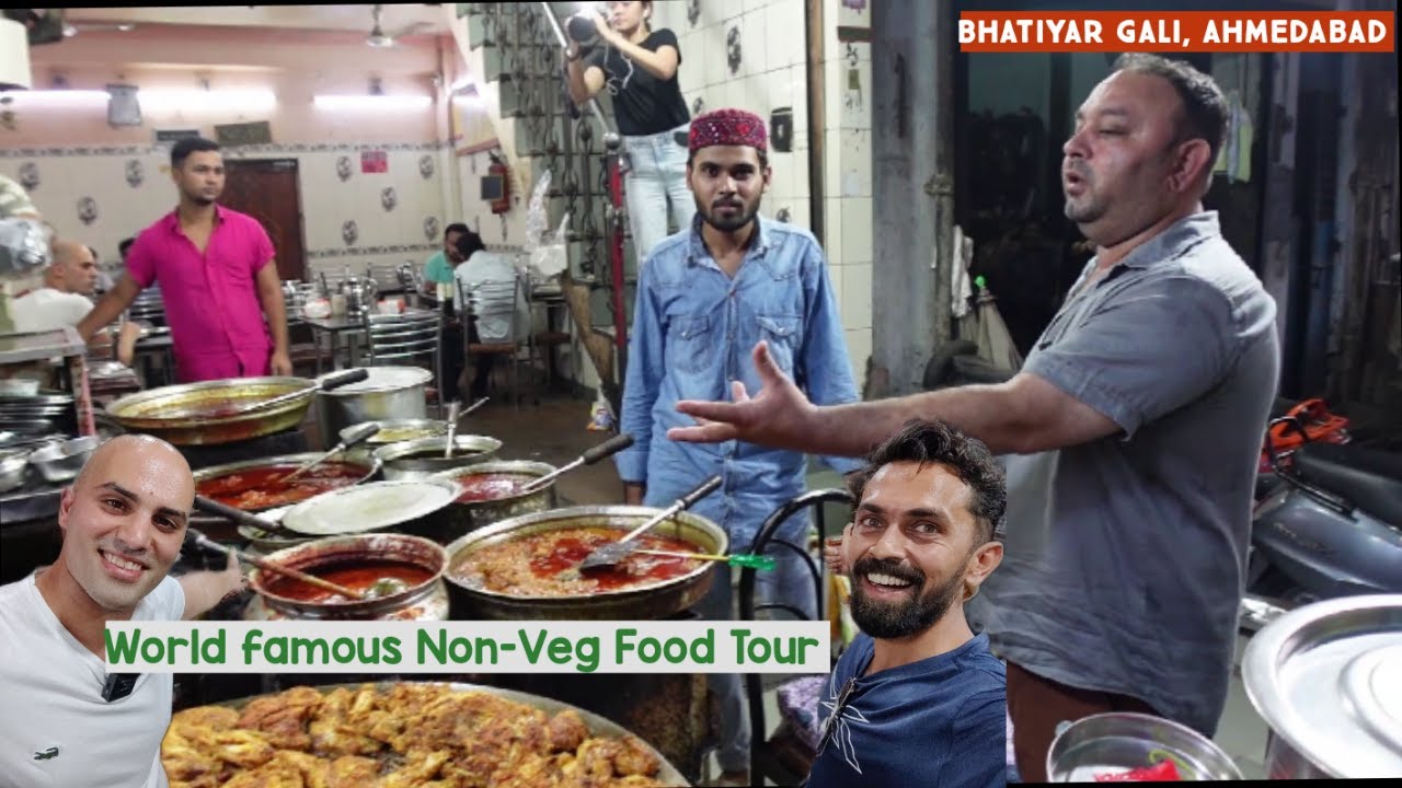 Bhatiyar Gali Ahmedabad Street Food I Akbari Hotel 