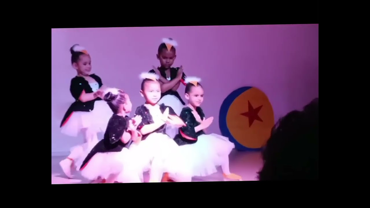 Apresentação de final de ano do balé 2025 Toy Story 