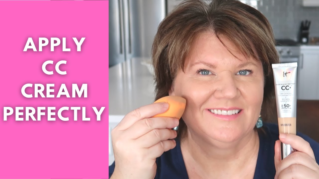 Как наносить CC-крем It Cosmetics с помощью спонжа Beauty Blender (для жирной зрелой кожи старше ...