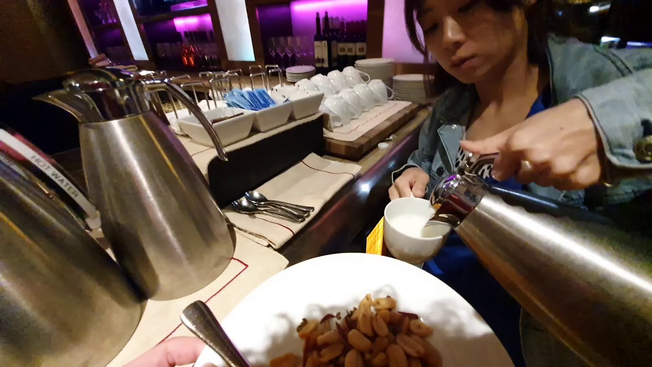 全家一起吃宵夜｜晚上逛逛澳門喜來登行政酒廊